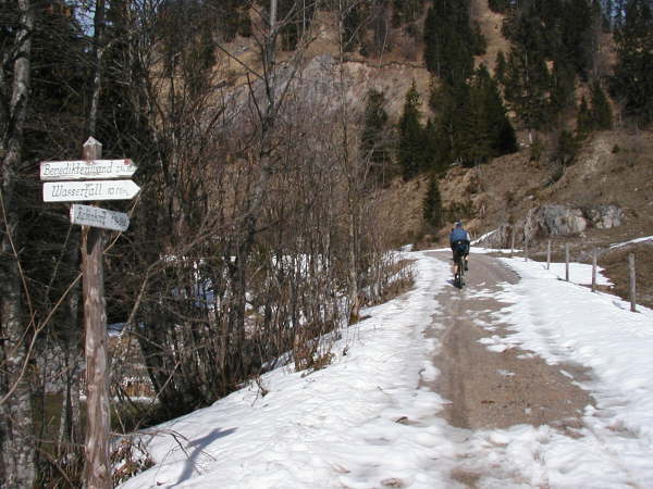 Wegweiser an der Lainlalm