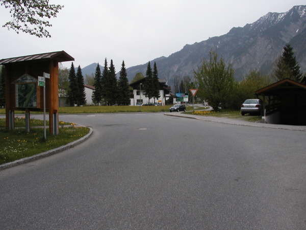 M�ndung an der Hauptstra�e