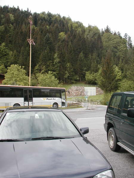 Dem gegenberliegenden Weg