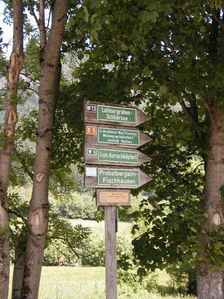 Rechts Richtung Leitnergraben, Schliersee