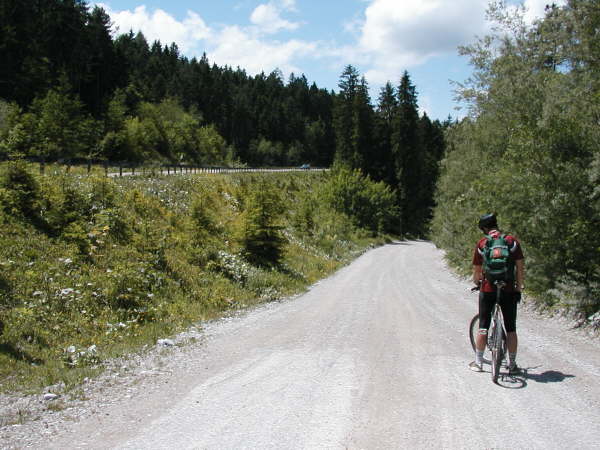 Auf den Schotterweg