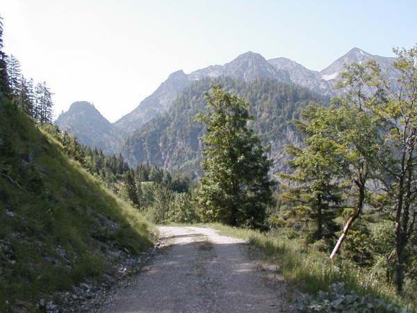 Blick zum Demeljoch und Ro�kopf