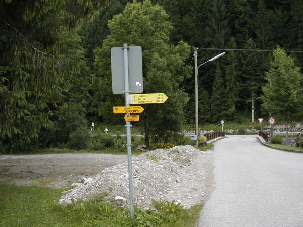 Rechts abbiegen auf den Radweg nach Lenggries, Bad Tlz