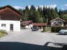 Vorbei am Gasthaus Post in Jachenau vorne links abbiegen