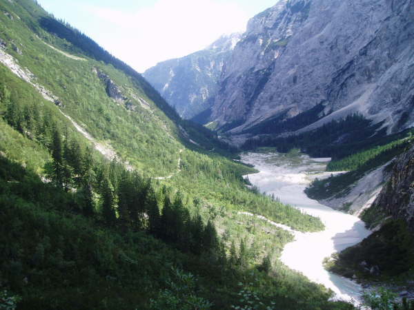 Blick zurck mit Anfahrtsweg