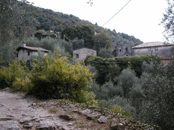 Blick auf die Huser von Campo